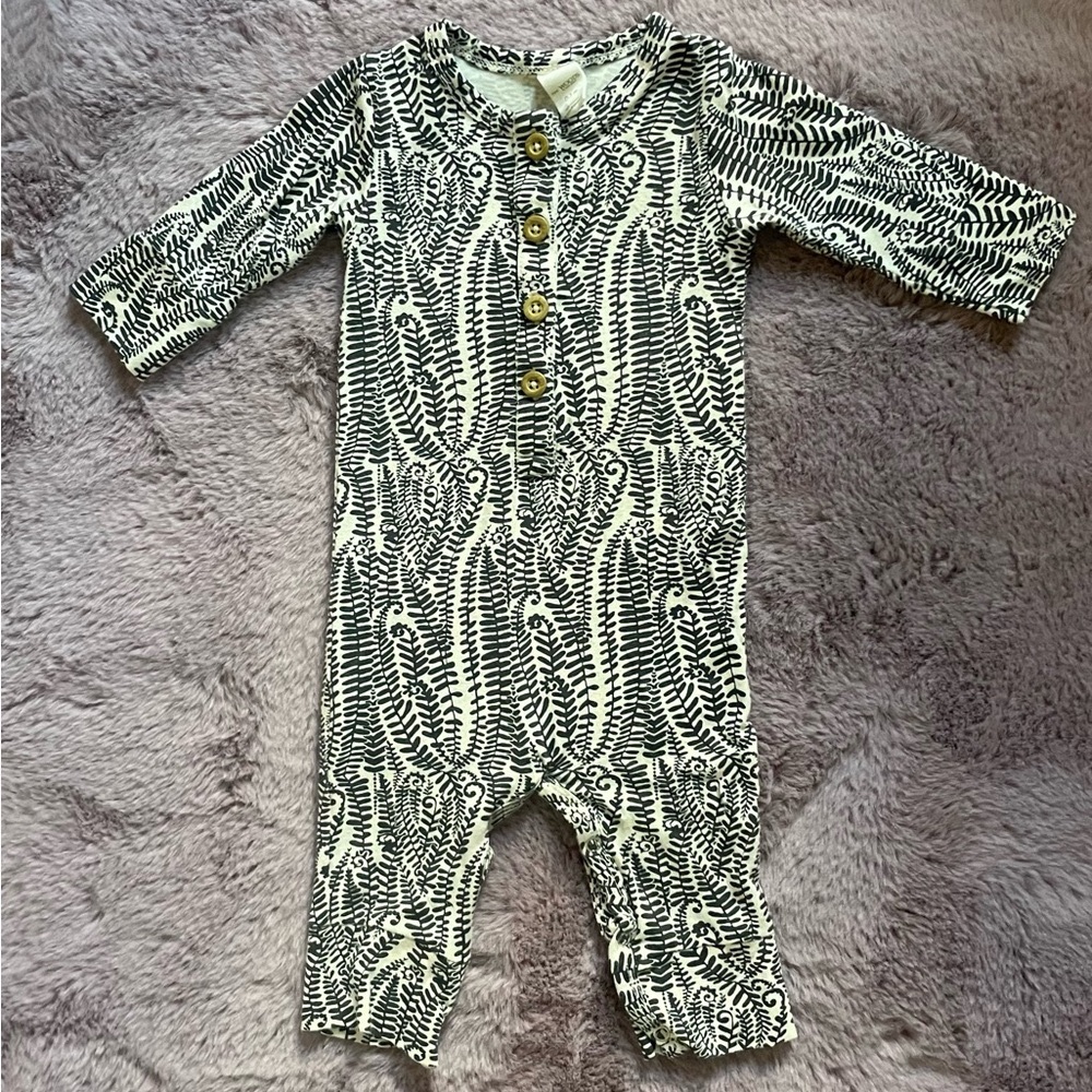 EUC Kate Quinn long sleeve union suit | the woods | beluga fern frond | 0-3 m